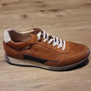 Men's Brown Leather Sneakers